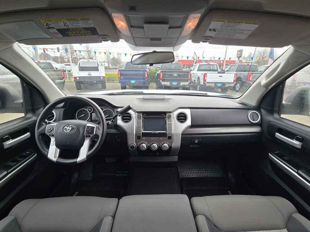 Thumbnail: 2017 Toyota Tundra - 16