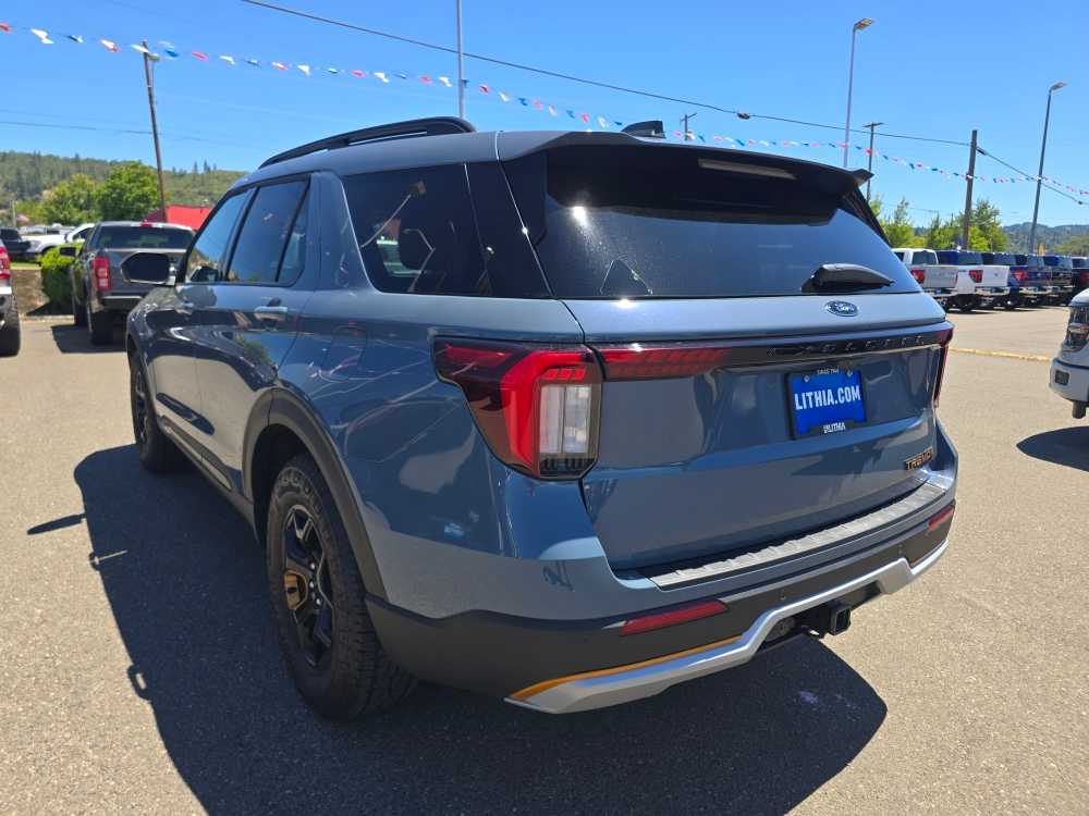 Thumbnail: 2026 Ford Explorer - 3