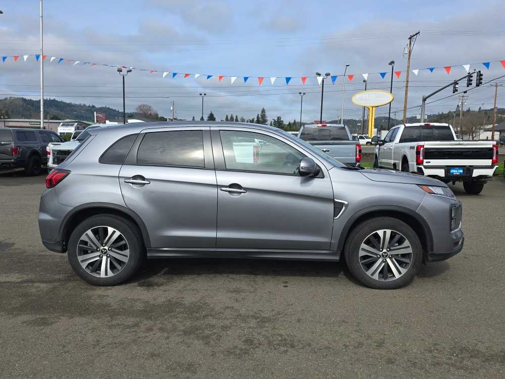 Thumbnail: 2024 Mitsubishi Outlander Sport - 6