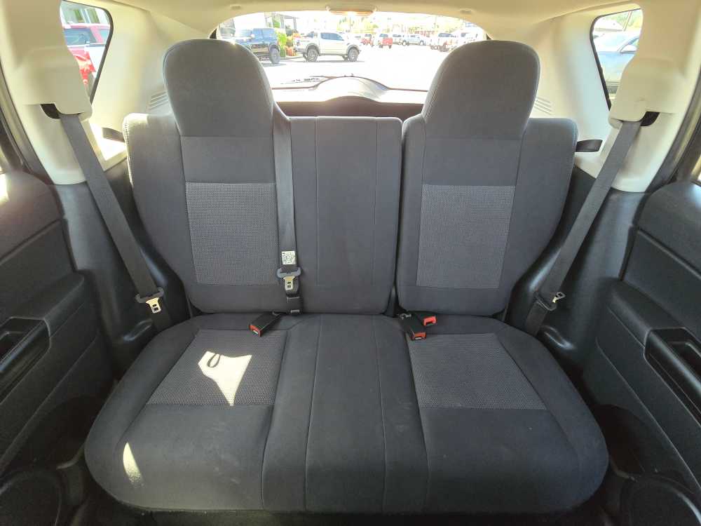 Thumbnail: 2011 Jeep Compass - 18