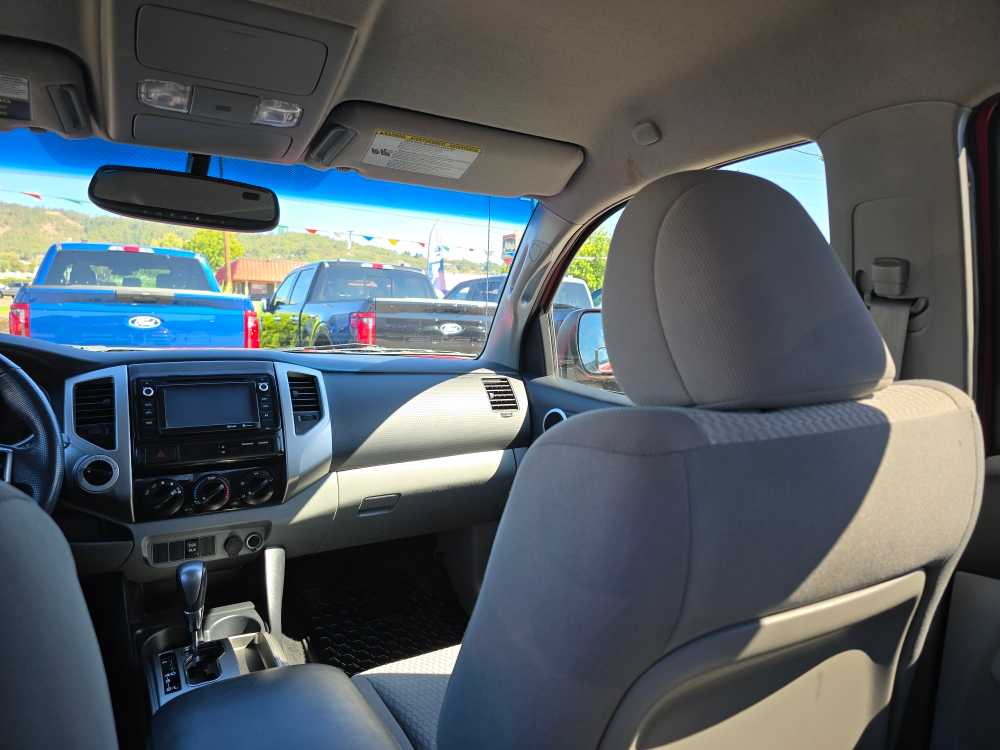 Thumbnail: 2014 Toyota Tacoma - 14