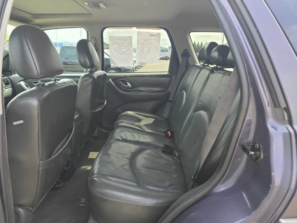 Thumbnail: 2005 Mazda Tribute - 17