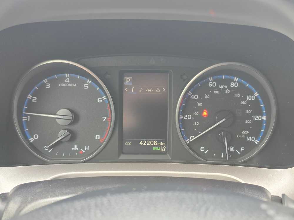 Thumbnail: 2018 Toyota RAV4 - 20