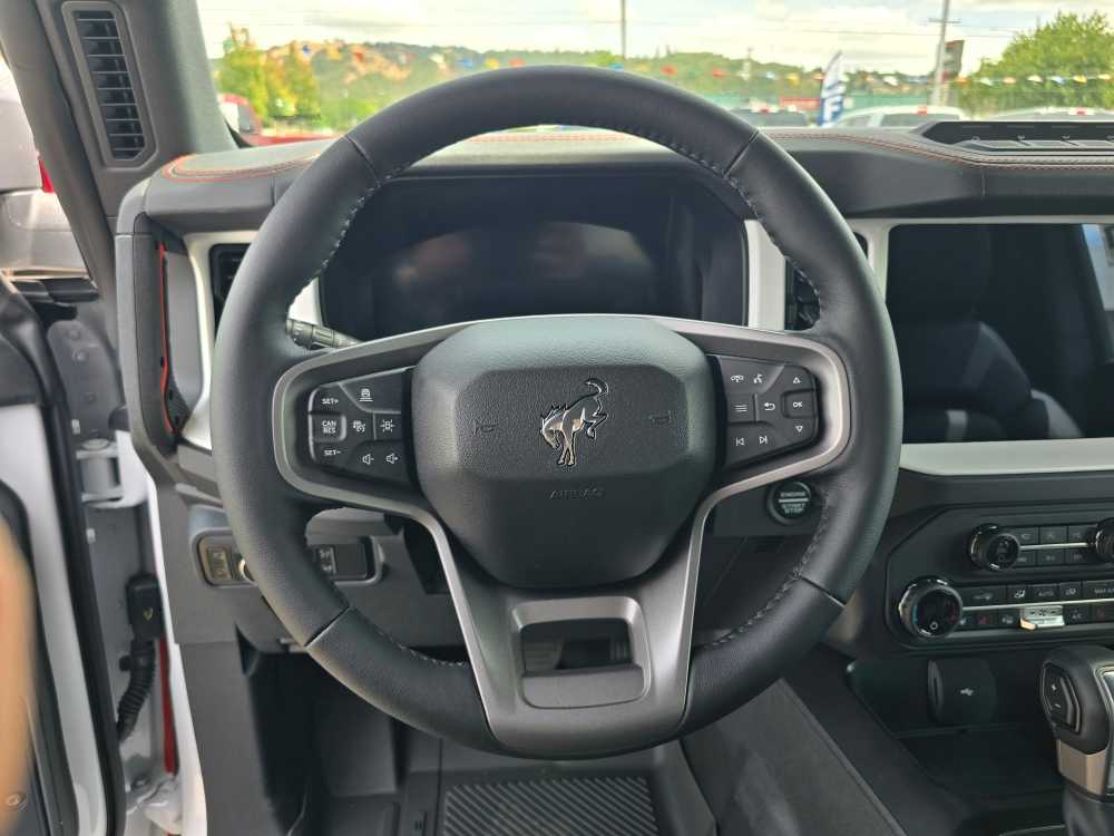 Thumbnail: 2025 Ford Bronco - 12