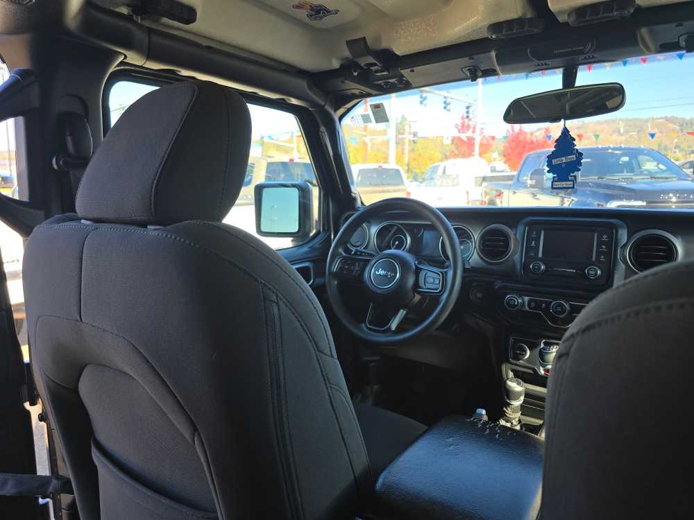 Thumbnail: 2019 Jeep Wrangler - 10
