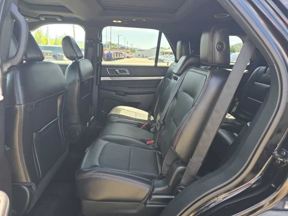 Thumbnail: 2018 Ford Explorer - 15