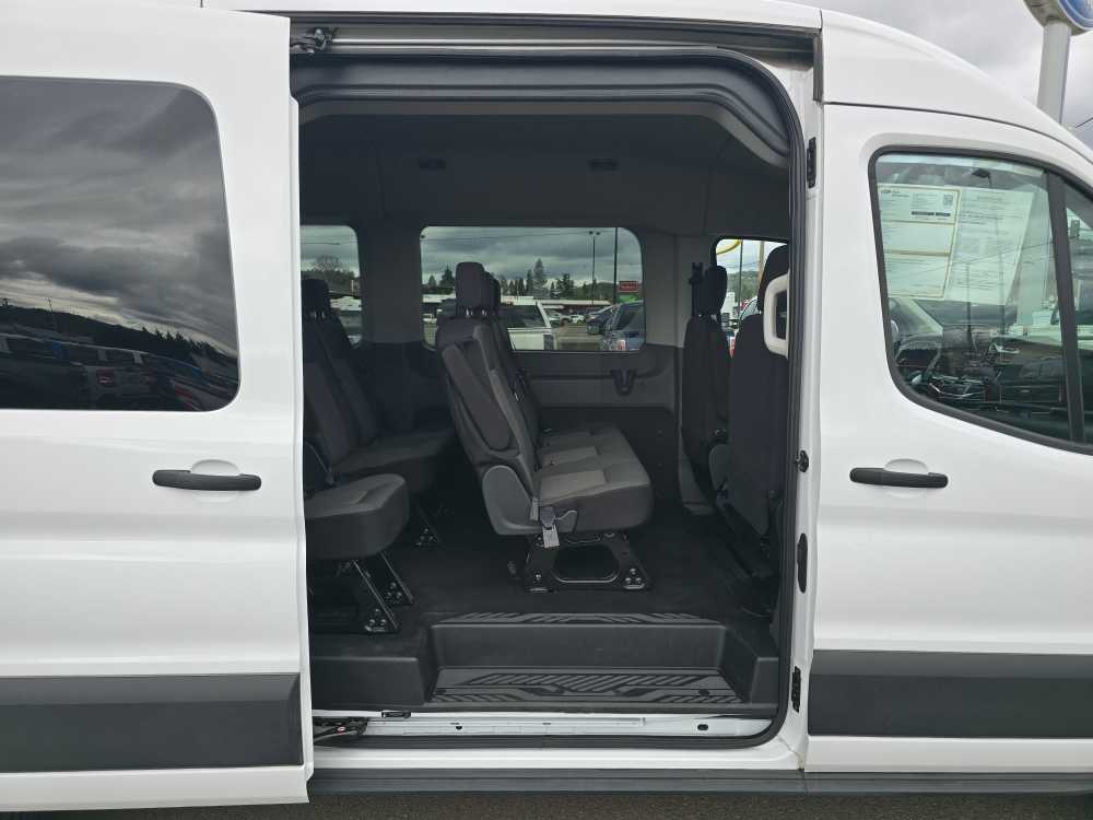 Thumbnail: 2024 Ford Econoline - 17