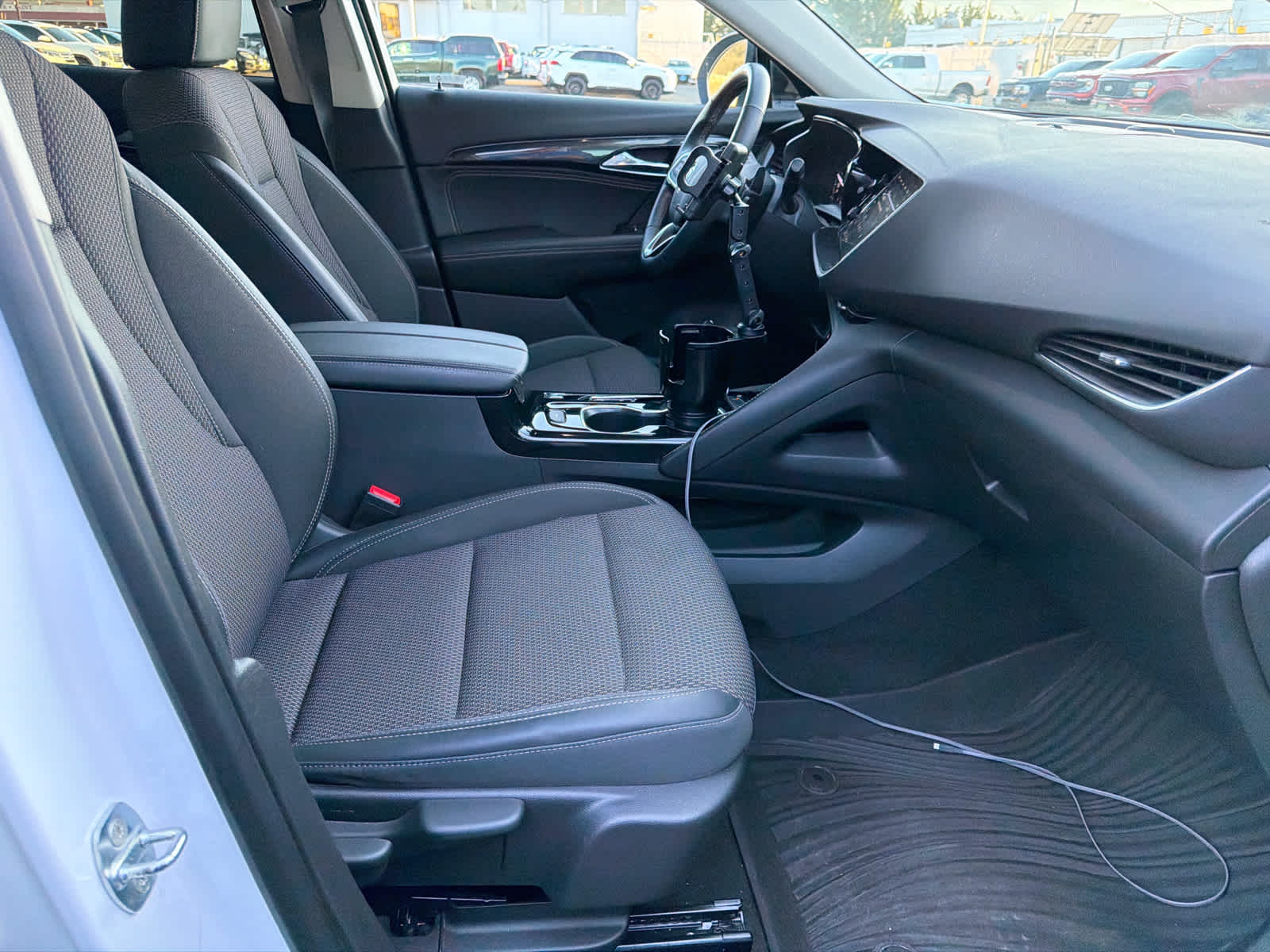 Thumbnail: 2022 Buick Envision - 8