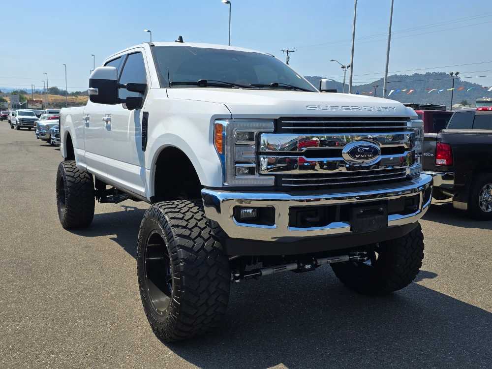 Thumbnail: 2019 Ford F-350 - 4