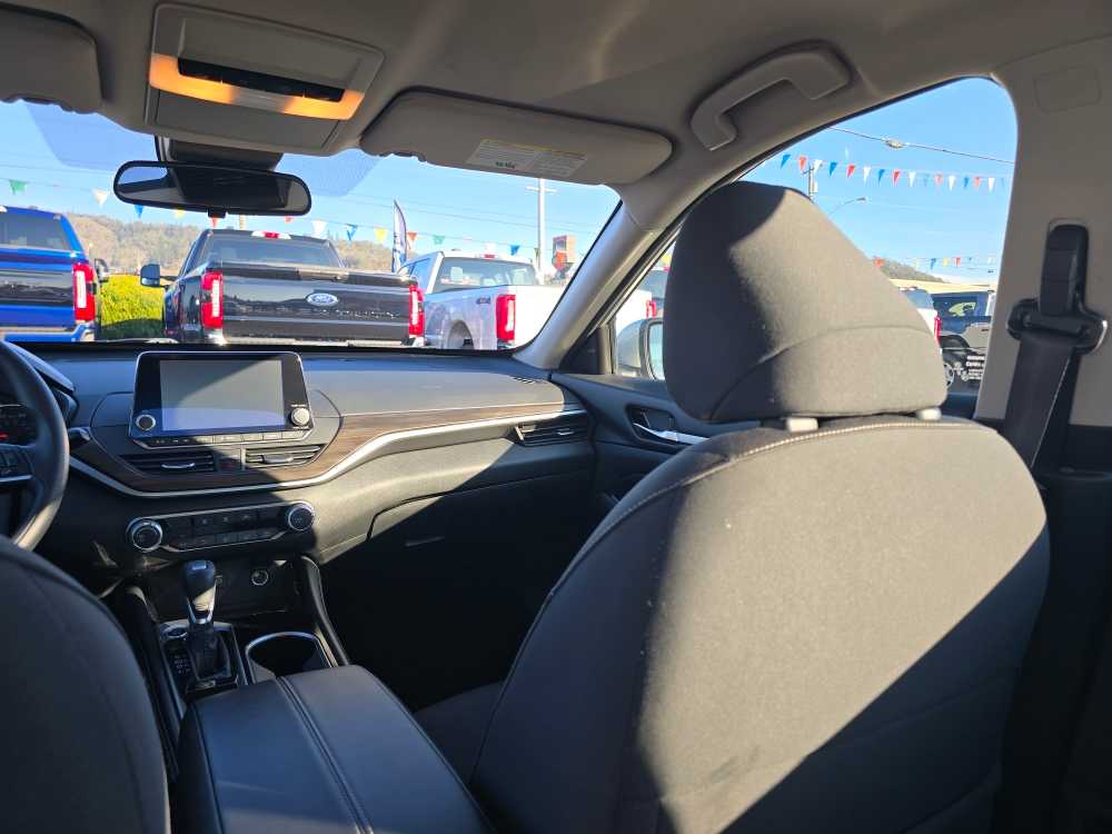 Thumbnail: 2023 Nissan Altima - 14