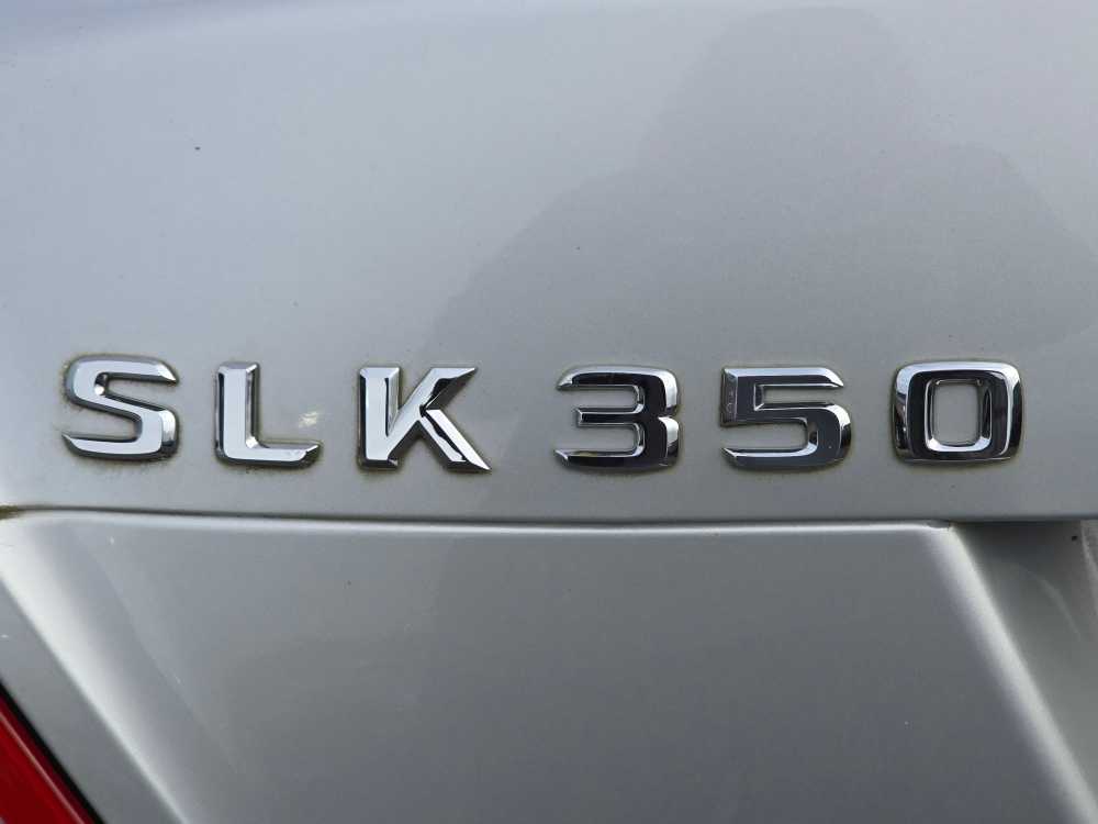 Thumbnail: 2005 Mercedes-Benz SLK - 19