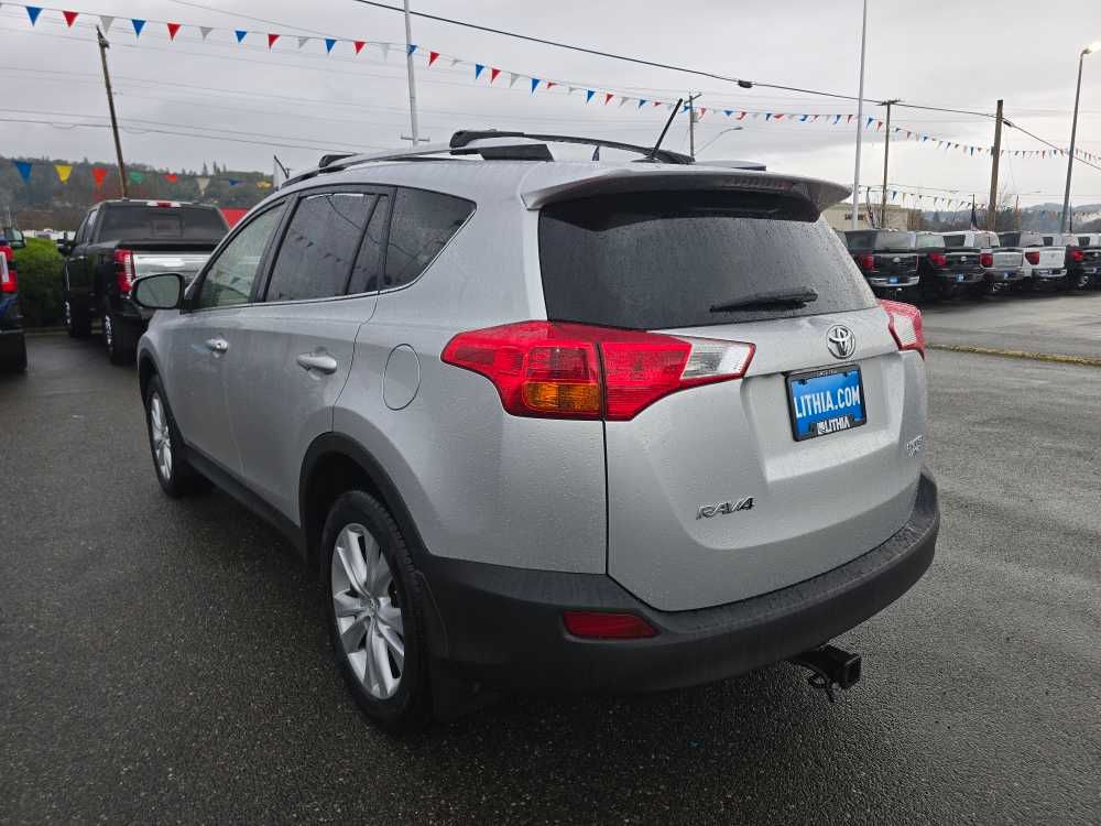 Thumbnail: 2015 Toyota RAV4 - 3