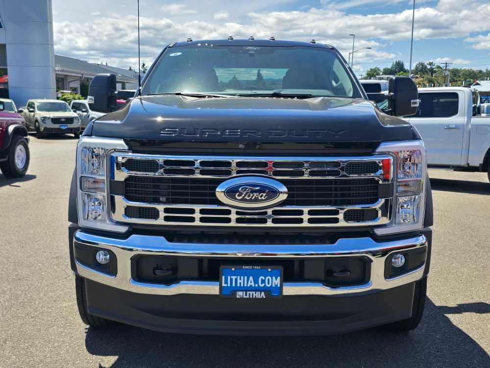Thumbnail: 2025 Ford F-550 - 8