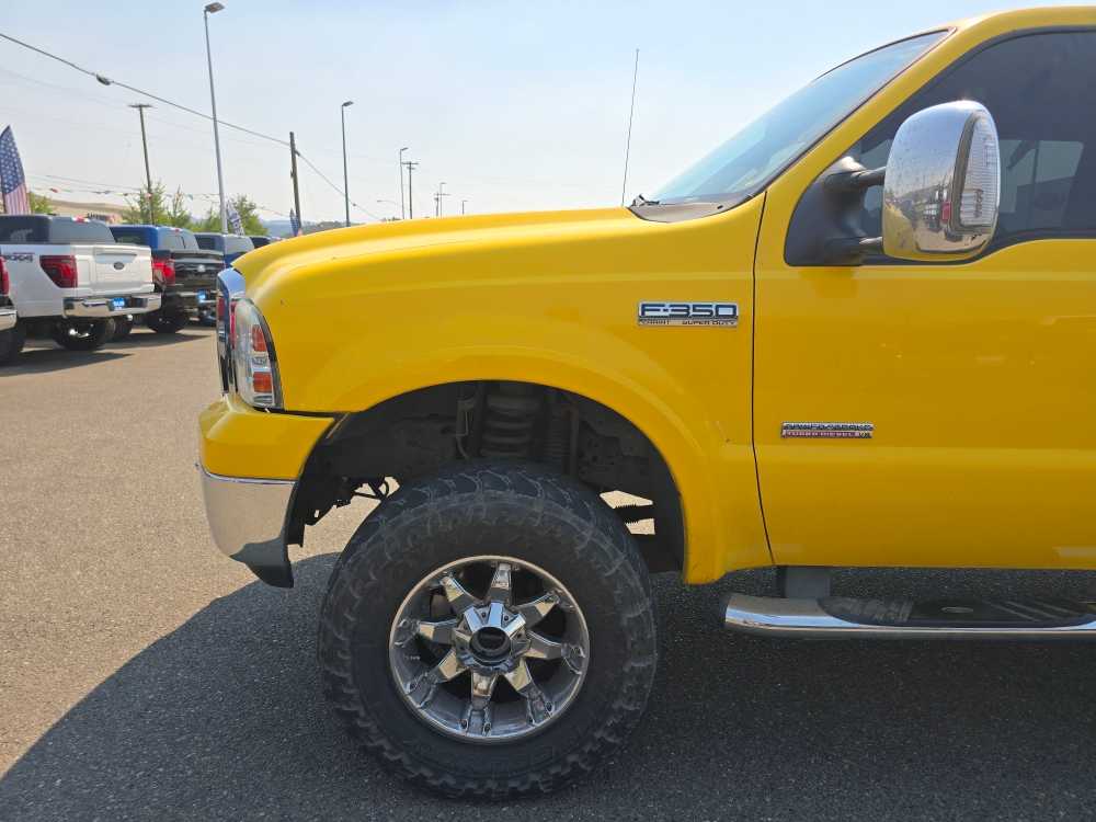 Thumbnail: 2006 Ford F-350 - 6