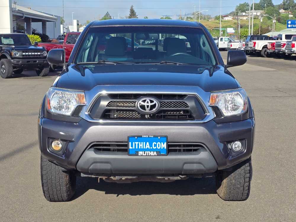 Thumbnail: 2015 Toyota Tacoma - 8