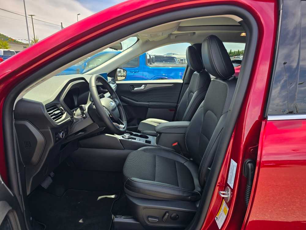 Thumbnail: 2025 Ford Escape - 9