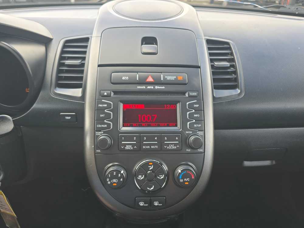 Thumbnail: 2012 Kia Soul - 12