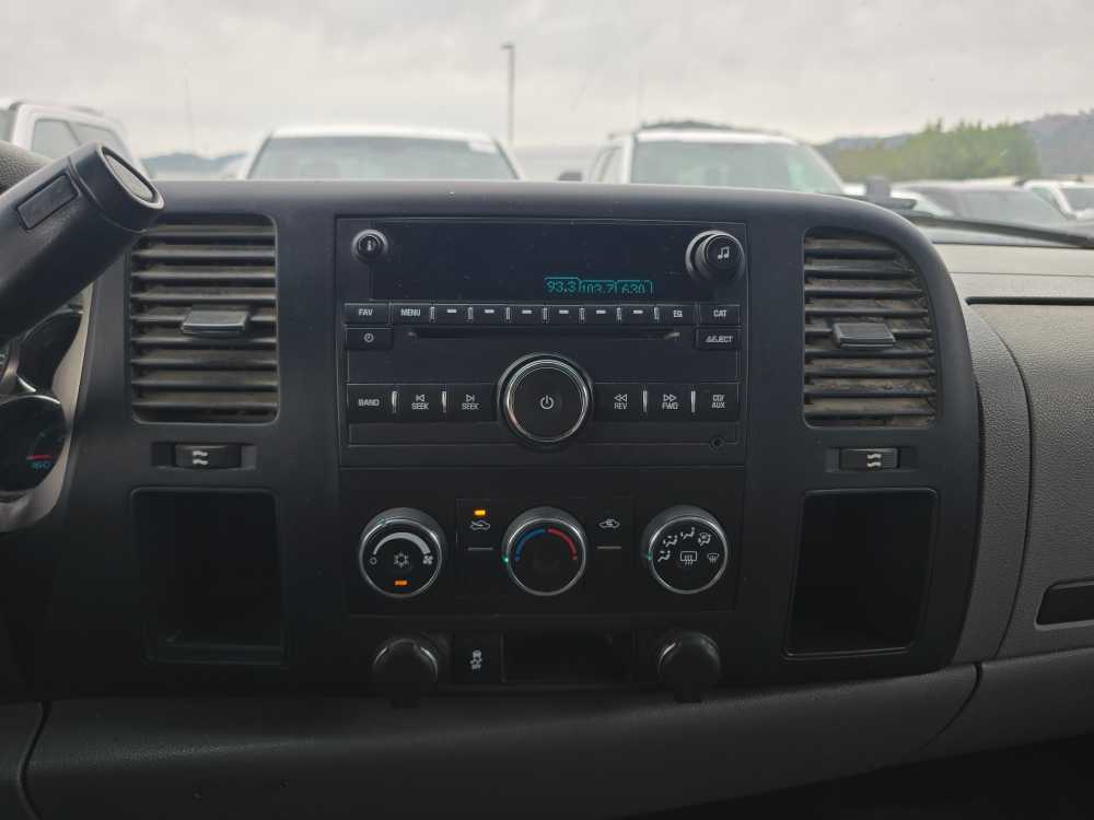 Thumbnail: 2014 Chevrolet Silverado 3500 - 13