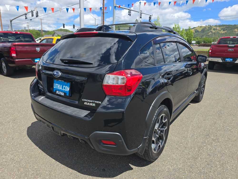 Thumbnail: 2016 Subaru Crosstrek - 5