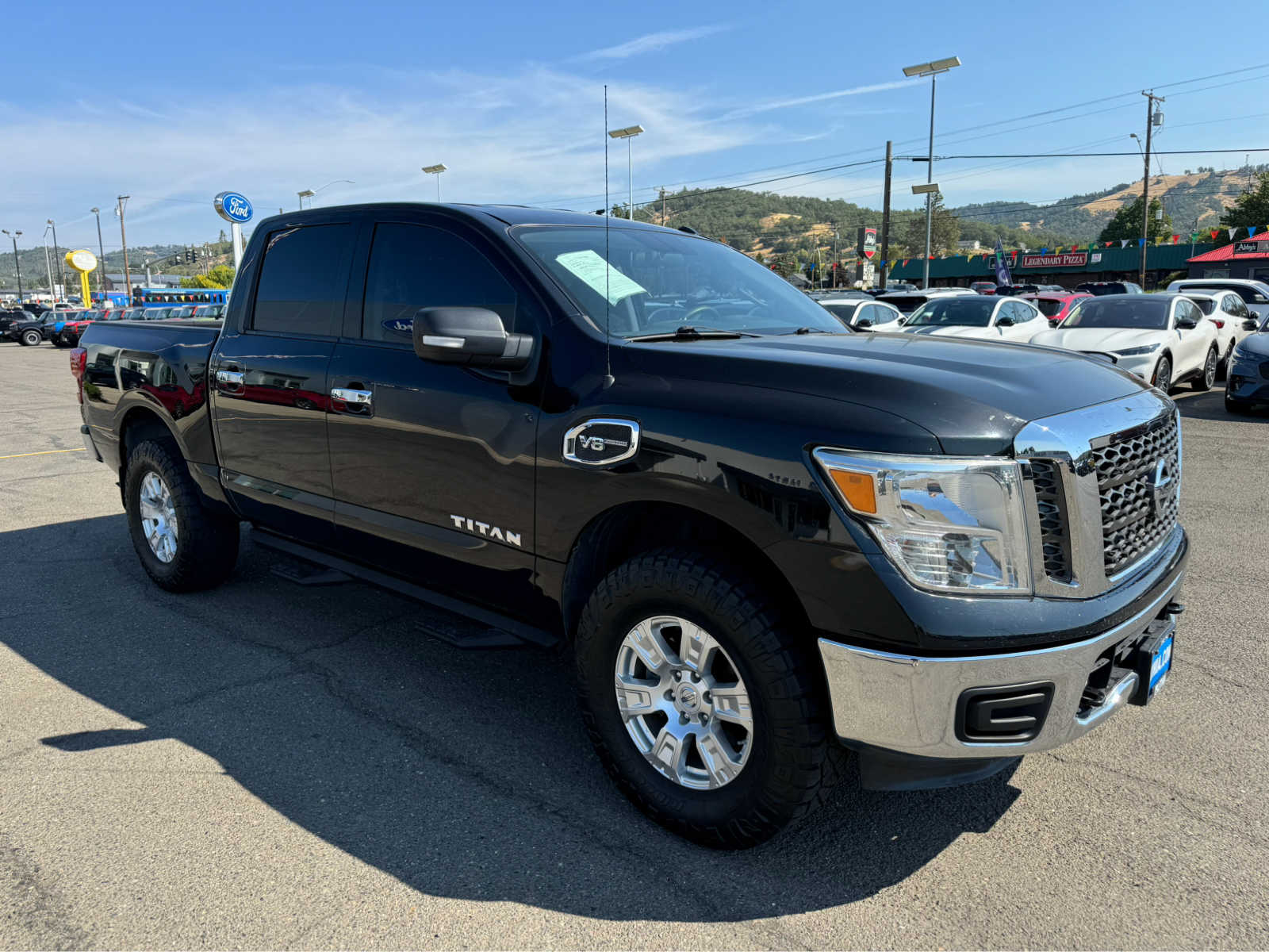 2017 Nissan Titan SV 7