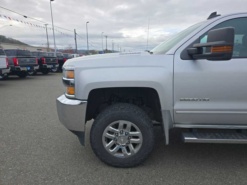 Thumbnail: 2015 Chevrolet Silverado 2500 - 19