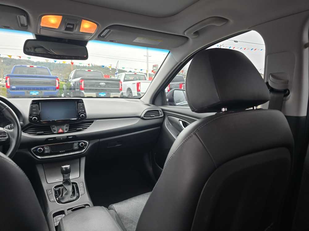 Thumbnail: 2018 Hyundai Elantra - 14