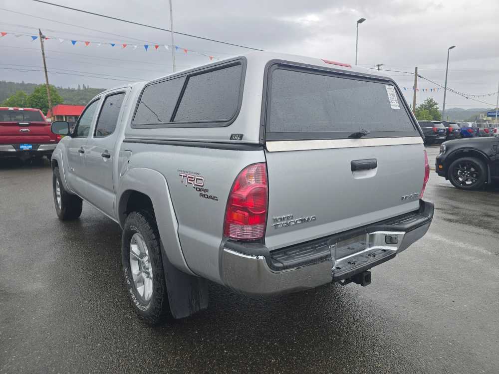 Thumbnail: 2006 Toyota Tacoma - 9