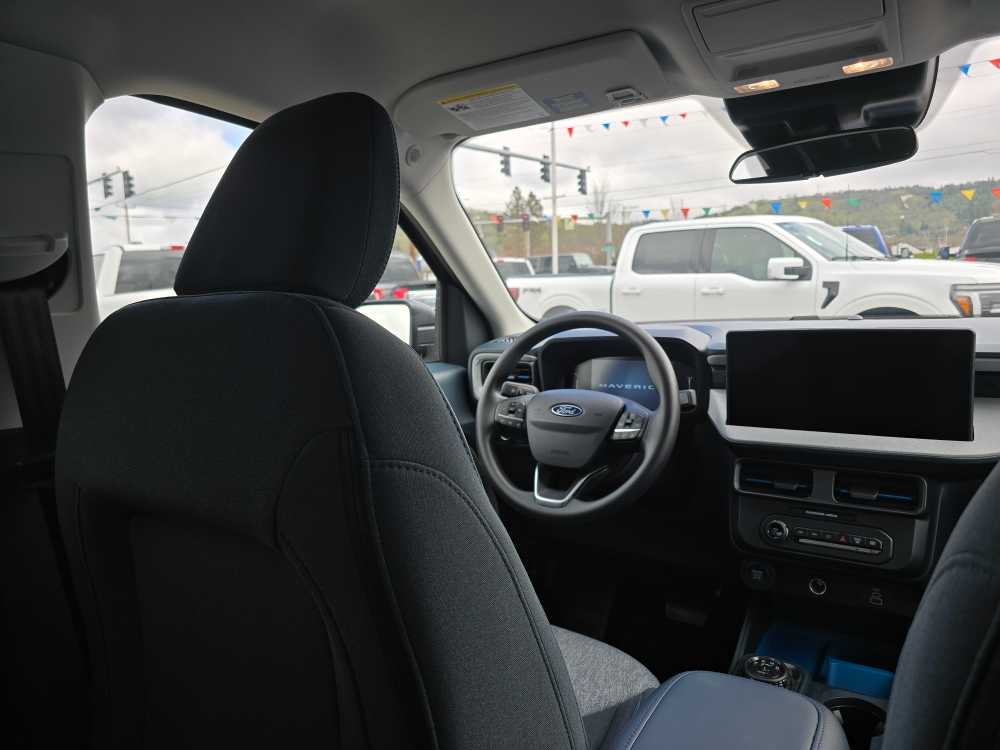 Thumbnail: 2026 Ford Maverick - 10