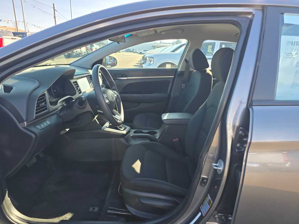 Thumbnail: 2020 Hyundai Elantra - 9