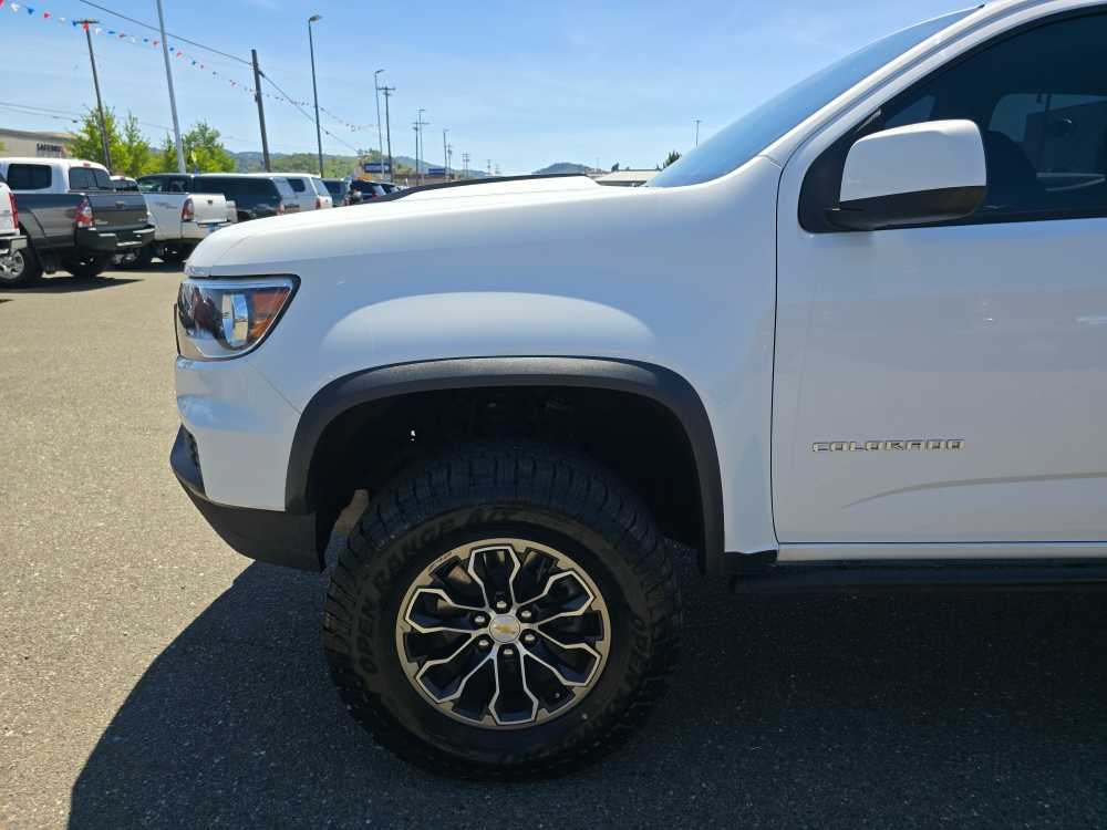 Thumbnail: 2021 Chevrolet Colorado - 18