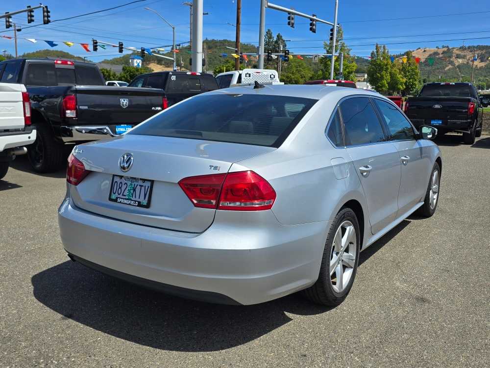 Thumbnail: 2015 Volkswagen Passat - 3