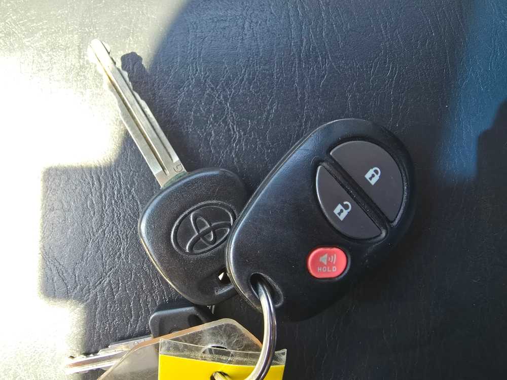 Thumbnail: 2014 Toyota Tacoma - 22