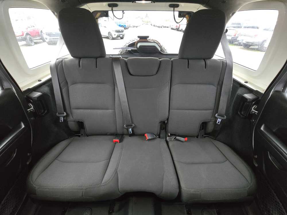 Thumbnail: 2019 Jeep Wrangler - 18