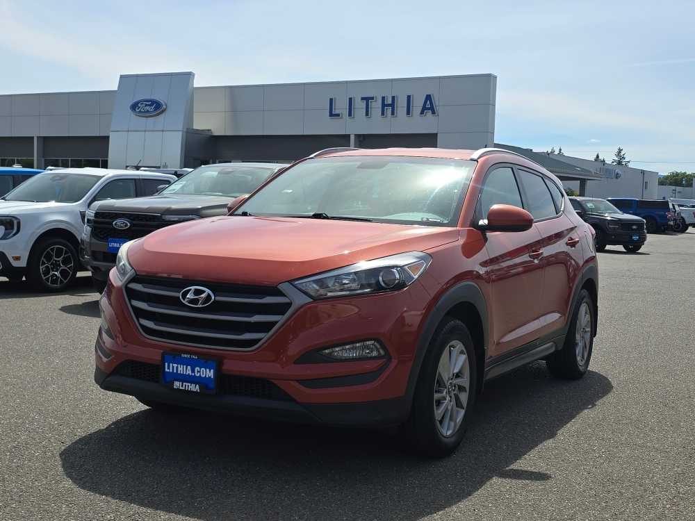 Thumbnail: 2016 Hyundai Tucson - 8