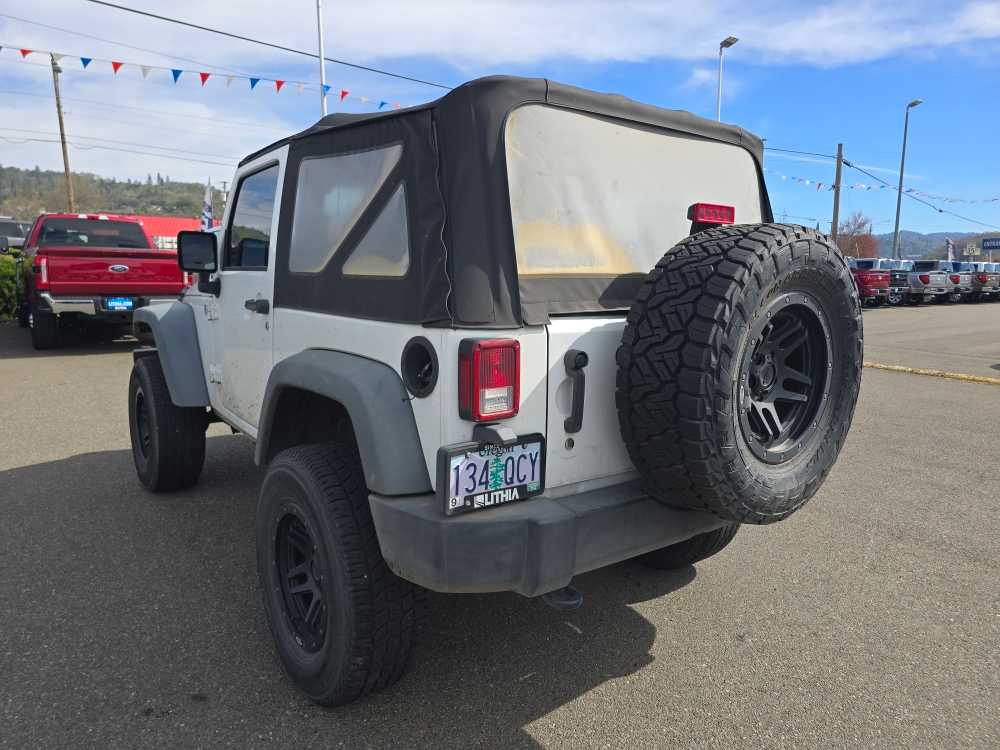 Thumbnail: 2015 Jeep Wrangler - 2