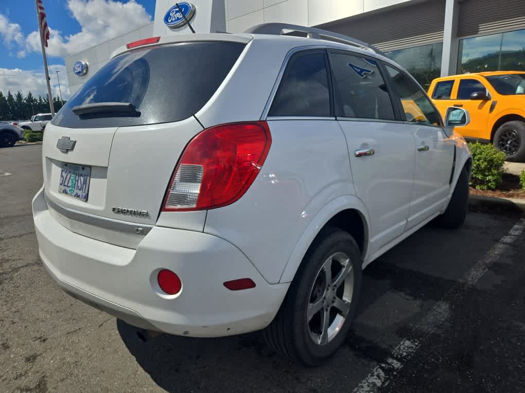 Thumbnail: 2013 Chevrolet Captiva Sport - 3