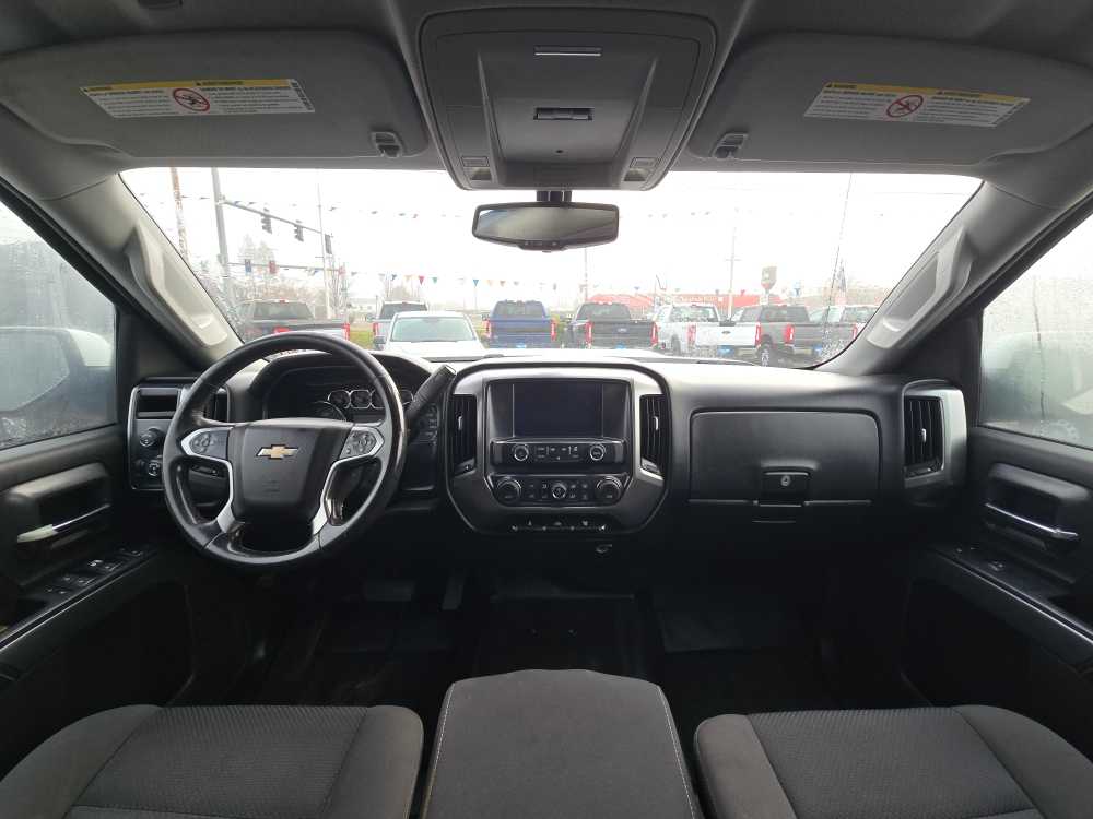 Thumbnail: 2017 Chevrolet Silverado 2500 - 16