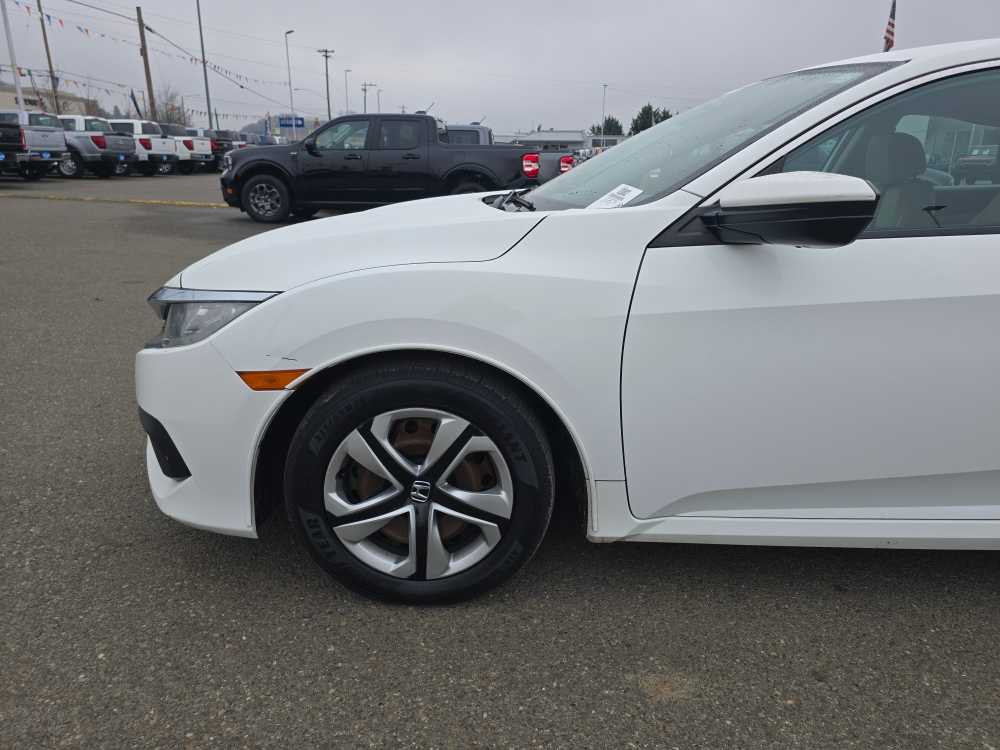 Thumbnail: 2016 Honda Civic - 21