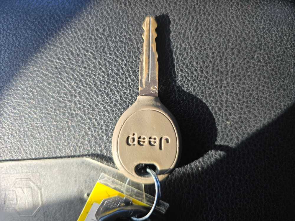 Thumbnail: 2011 Jeep Wrangler - 21