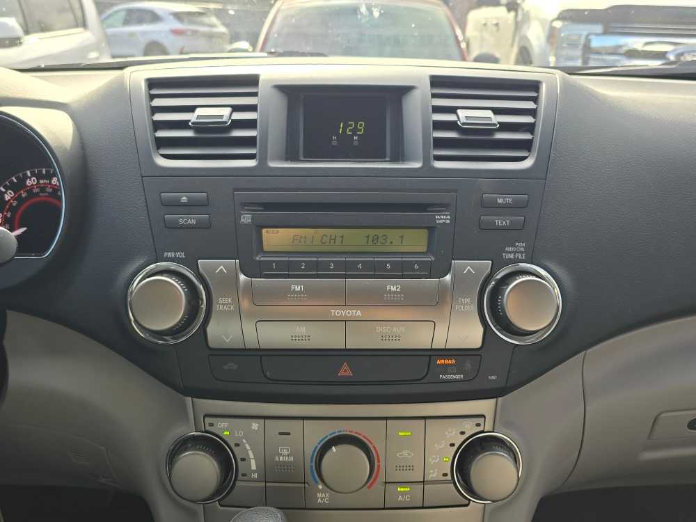 Thumbnail: 2008 Toyota Highlander - 13