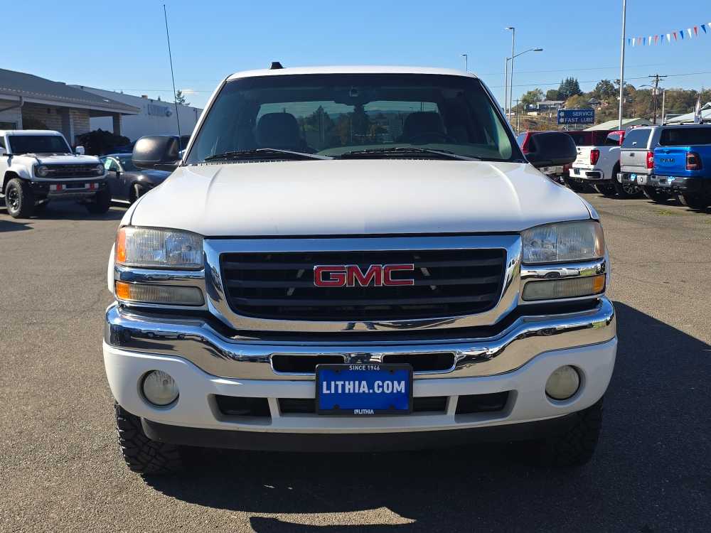 Thumbnail: 2005 GMC Sierra 1500 - 8