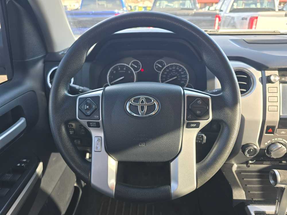 Thumbnail: 2015 Toyota Tundra - 11