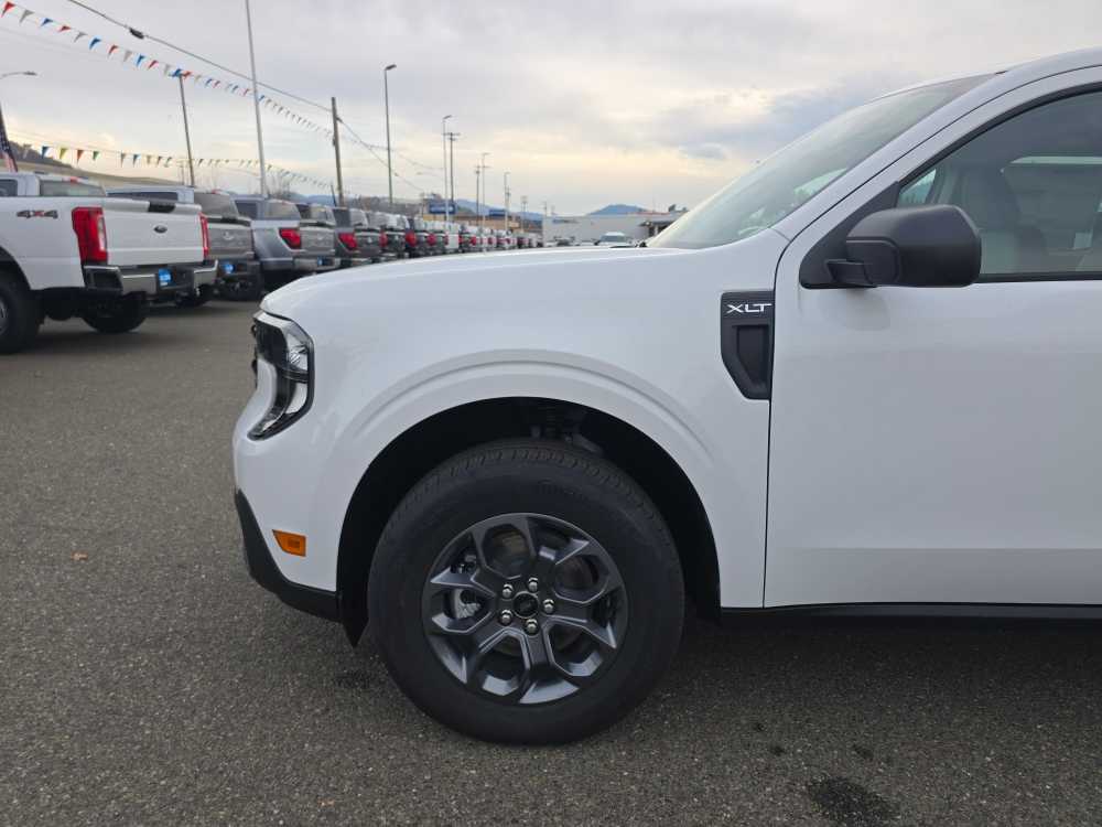 Thumbnail: 2025 Ford Maverick - 18