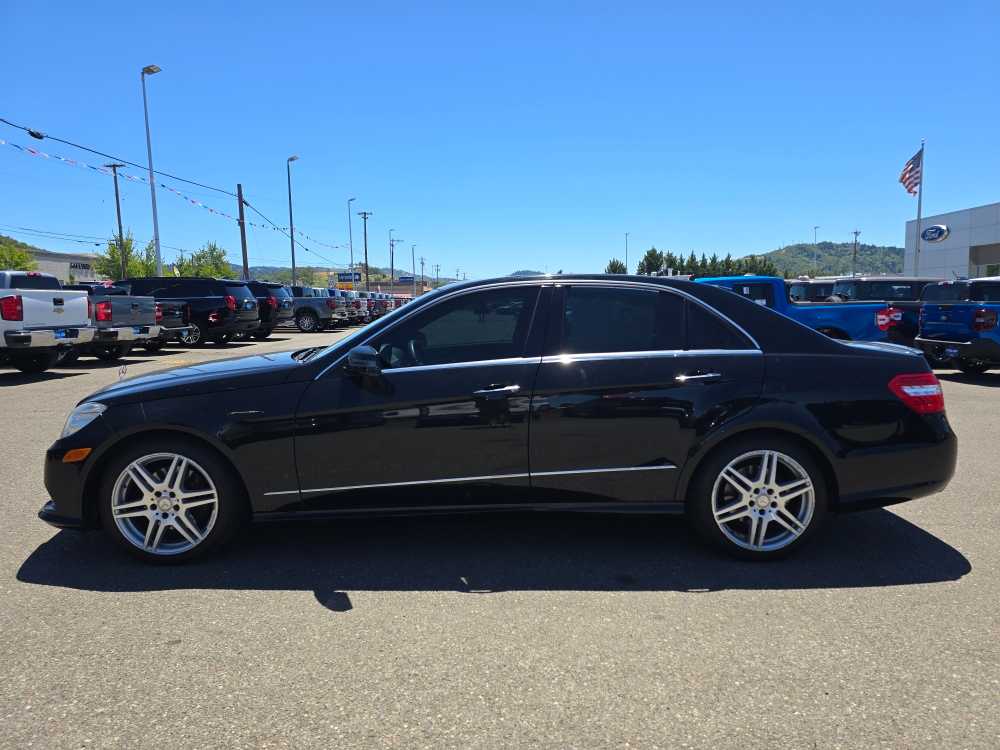 Thumbnail: 2010 Mercedes-Benz E-Class - 2