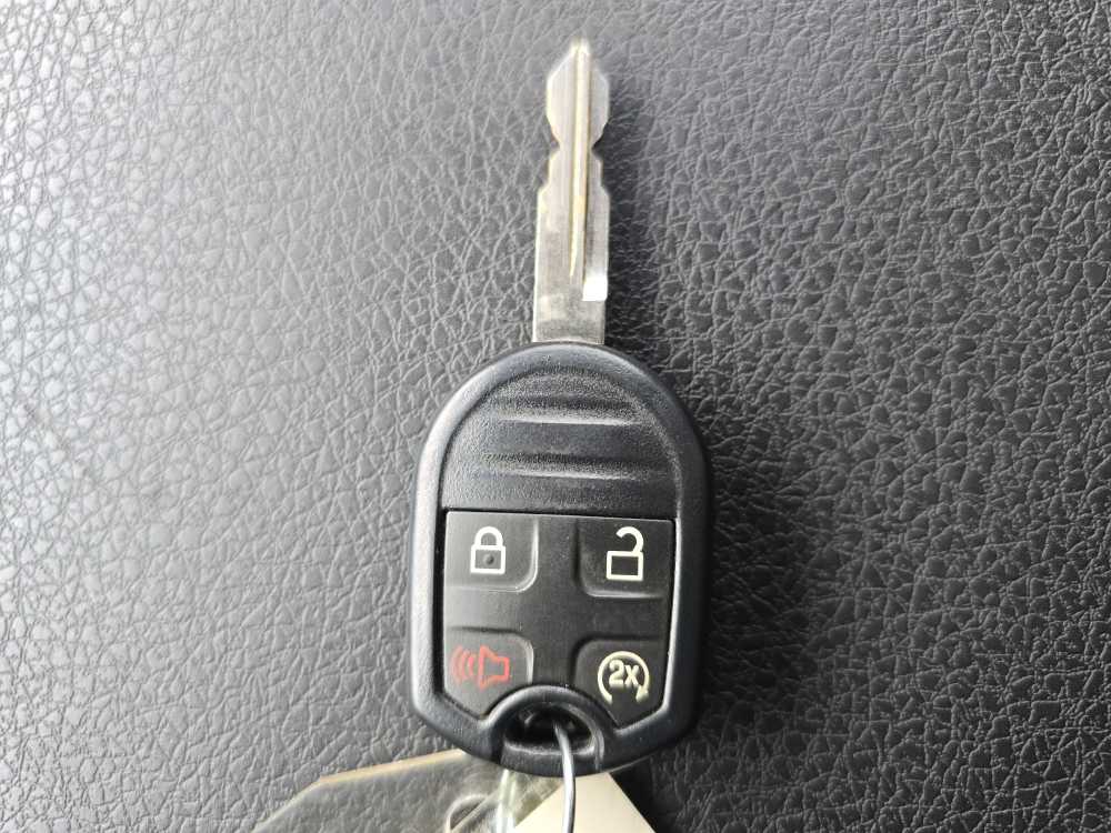 Thumbnail: 2014 Ford F-150 - 21