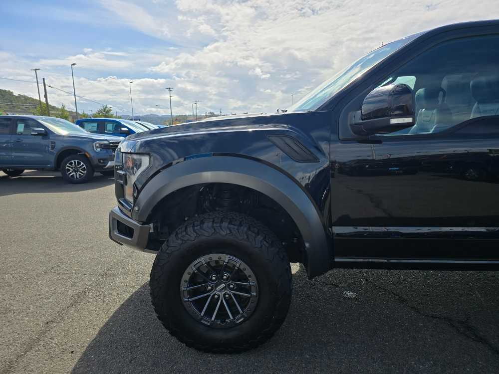 Thumbnail: 2019 Ford F-150 - 18