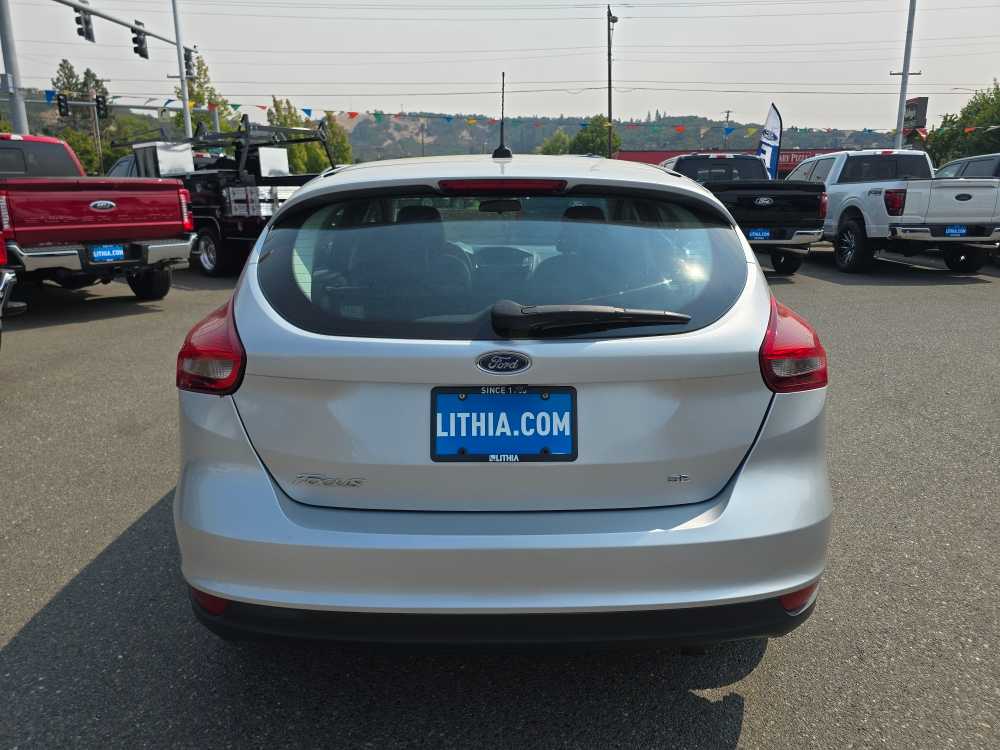 Thumbnail: 2015 Ford Focus - 4