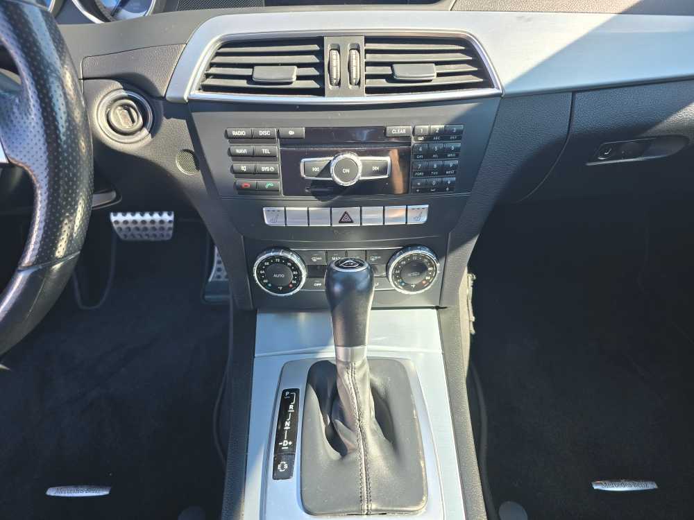 Thumbnail: 2014 Mercedes-Benz C-Class - 13