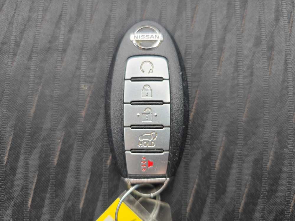 Thumbnail: 2017 Nissan Rogue - 21