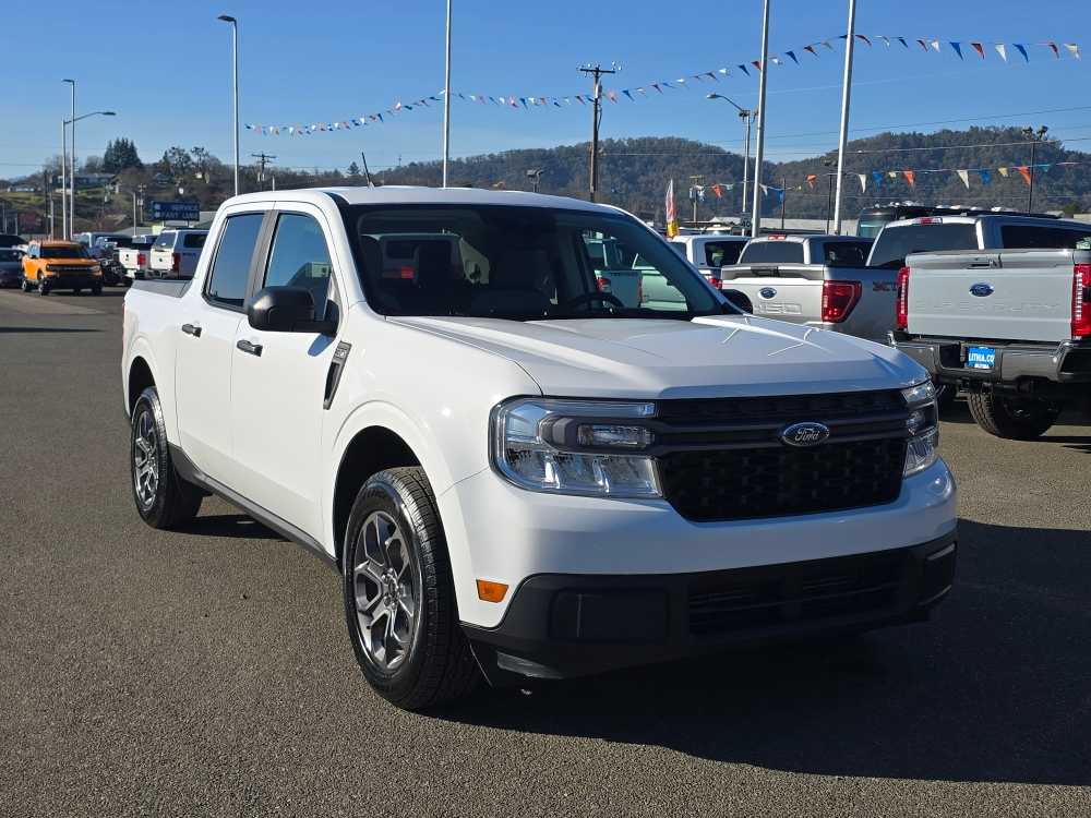 Thumbnail: 2022 Ford Maverick - 7